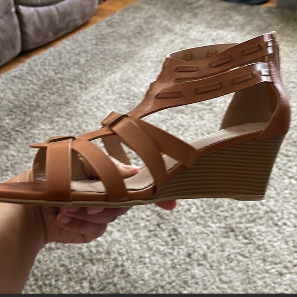 Restricted women’s  2 & 1/2 inch heel not leather sandal